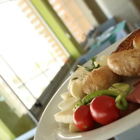 Way Bed and Breakfast Σμύρνη