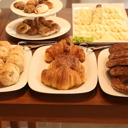 Way Bed and Breakfast 3*
